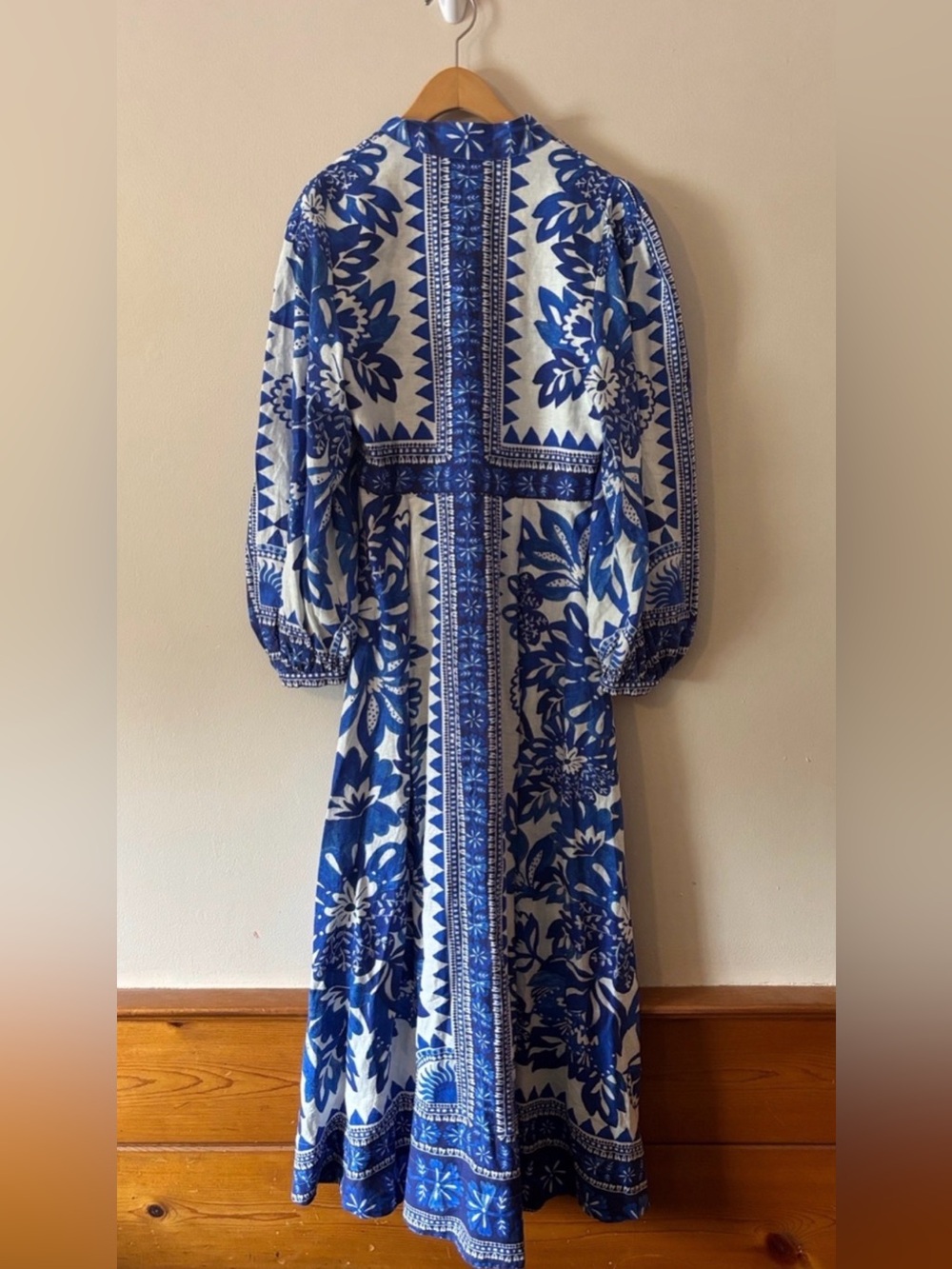 Farm Rio Tapestry Off White Flora Linen Blend Maxi Dress Size M - Picture 6 of 6